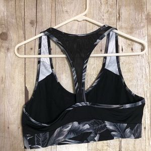 PINK Victoria's Secret Intimates & Sleepwear - NWOT Victoria’s Secret PINK Sports Bra PINK Victoria's Secret Intimates & Sleepwear - NWOT Victoria’s Secret PINK Sports Bra
